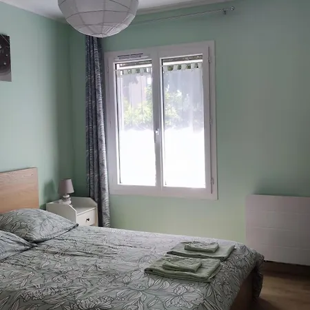 Le Jardin Des Rocailles - 4 Climatisee Avec Piscine A Deux Pas D'avignon 阿维尼翁新城