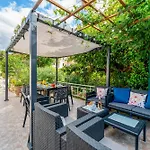 Villa Familiale Avec Piscine Et Climatisation En Provence