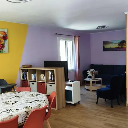 Villa Le Jardin Des Rocailles - 4 Climatisee Avec Piscine A Deux Pas D'avignon