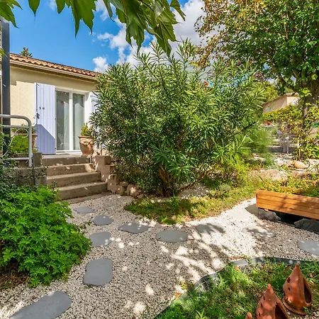 Familiale Avec Piscine Et Climatisation En Provence * Villeneuve-lès-Avignon