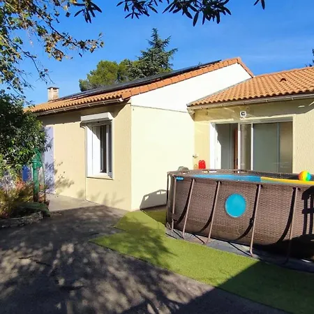Familiale Avec Piscine Et Climatisation En Provence فيلة فينوف ليز أفيجْنْ