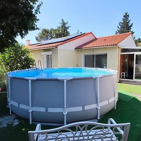 فيلة Familiale Avec Piscine Et Climatisation En Provence فينوف ليز أفيجْنْ