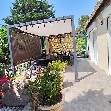 Familiale Avec Piscine Et Climatisation En Provence Villa *