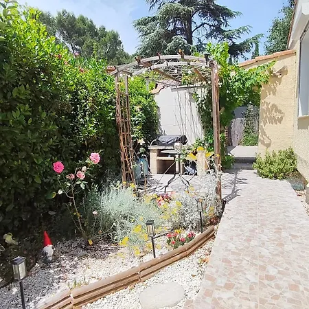 فيلة Familiale Avec Piscine Et Climatisation En Provence